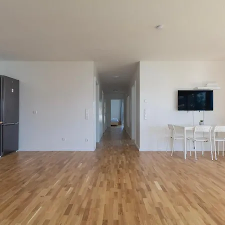 Apartment T&k - Bergisch Gladbach - 7 Comfortable - 20 Min To Fair Messe Cologne
