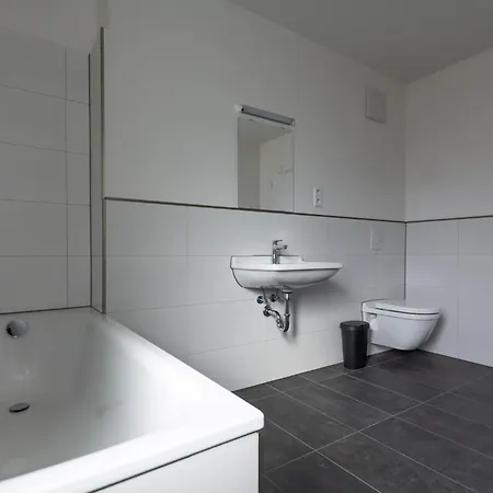 T&k - Bergisch Gladbach - 7 Comfortable - 20 Min To Fair Messe קלן