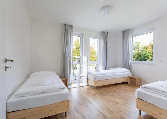 T&k - Bergisch Gladbach - 7 Comfortable - 20 Min To Fair Messe Appartement Keulen