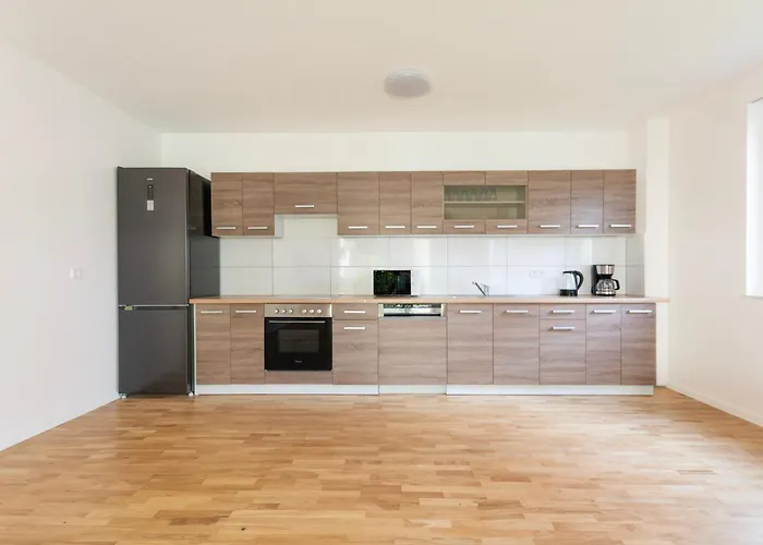 T&k - Bergisch Gladbach - 7 Comfortable - 20 Min To Fair Messe شقة كولونيا