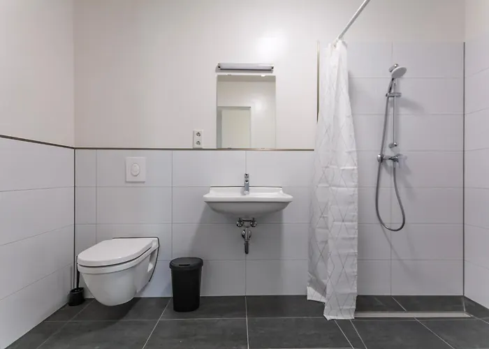 T&k - Bergisch Gladbach - 7 Comfortable - 20 Min To Fair Messe Apartamento Colonia