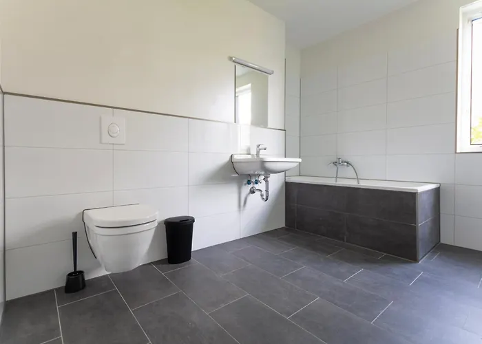 T&k - Bergisch Gladbach - 7 Comfortable - 20 Min To Fair Messe * Keulen