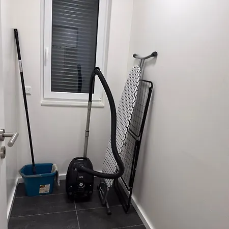 T&k - Bergisch Gladbach - 7 Comfortable - 20 Min To Fair Messe Apartment Cologne