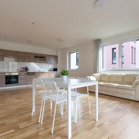 Apartment T&k - Bergisch Gladbach - 7 Comfortable - 20 Min To Fair Messe Cologne