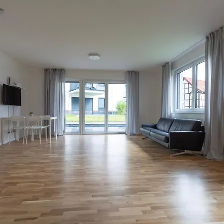 T&k - Bergisch Gladbach - 7 Comfortable - 20 Min To Fair Messe Apartment