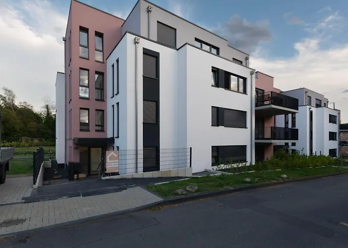Apartment T&k - Bergisch Gladbach - 7 Comfortable - 20 Min To Fair Messe